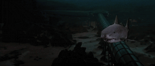 Some really good visual effects from Jaws 3D.